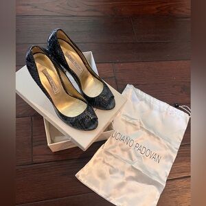 Luciano padovan open toe pumps